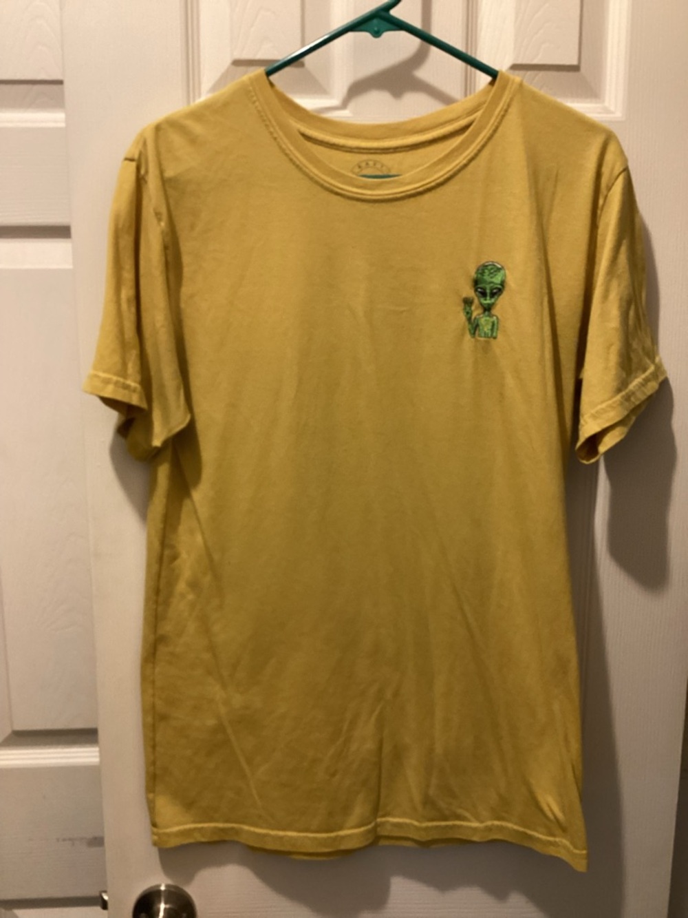 Yellow Short Sleeve Tee with Alien Graphic - Unbranded